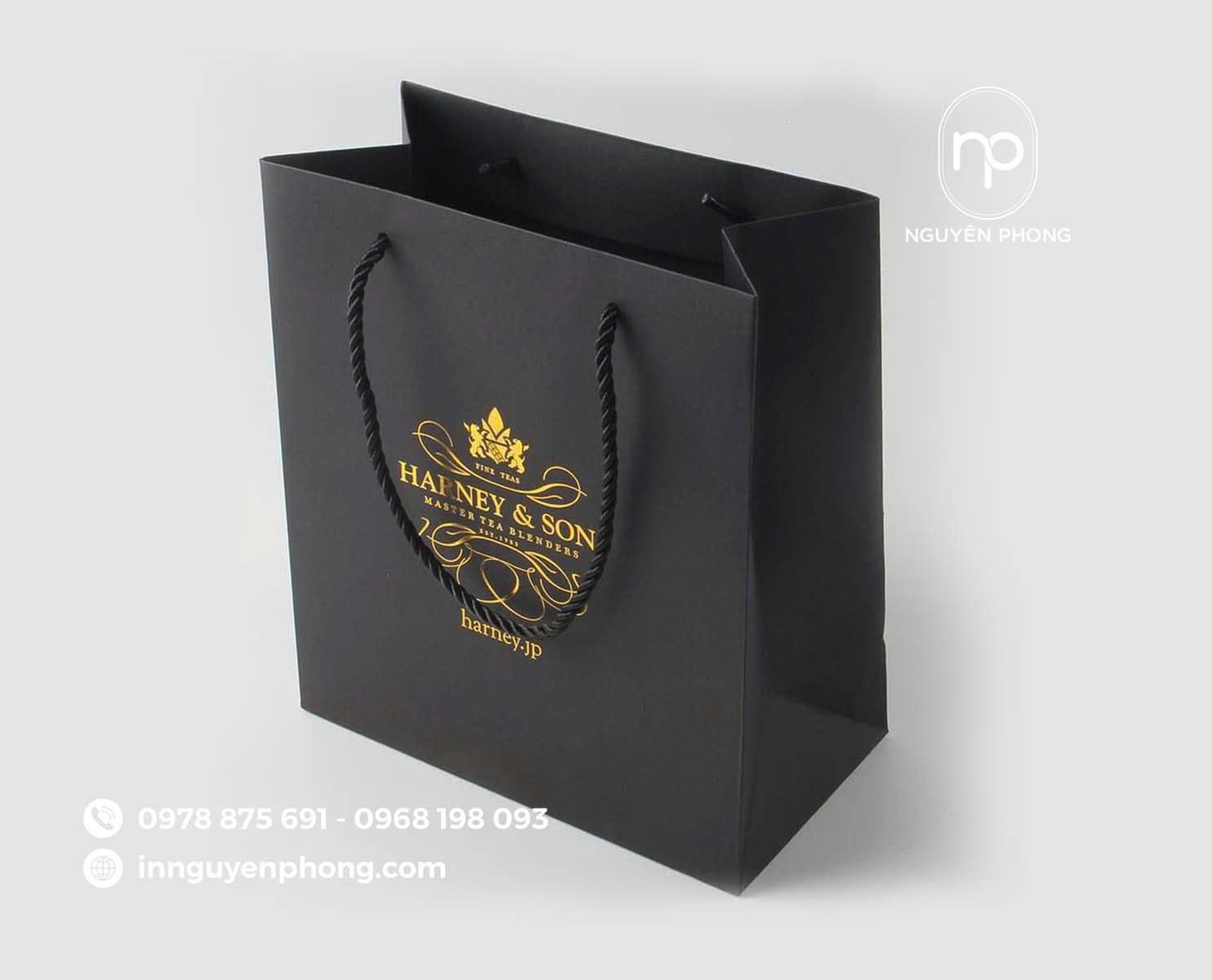 Dịch vụ in túi giấy đựng mỹ phẩm theo yêu cầu 
